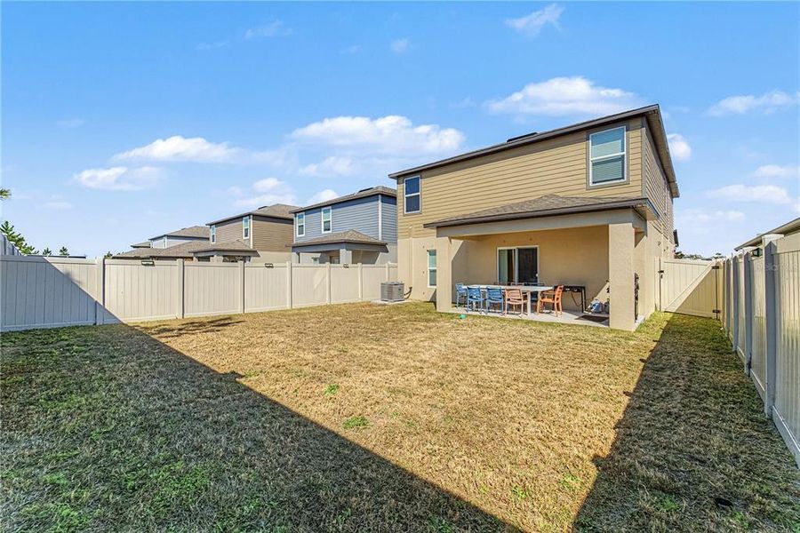 Exterior details and patio area of a home in Two Rivers, Zephyrhills (Image 22).
