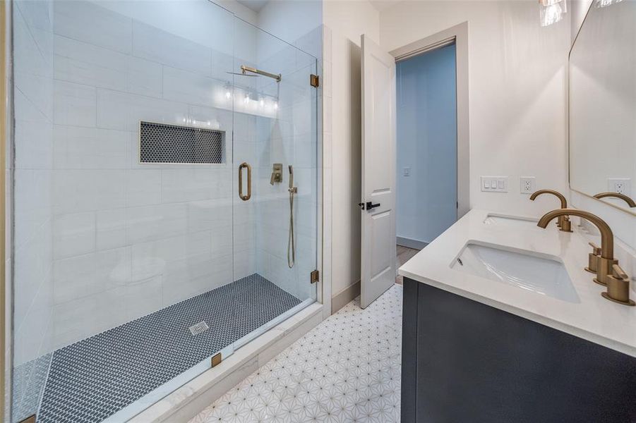 Image 33 of a home in . Image 33 of a home in .