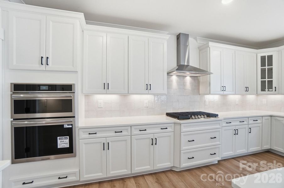 Furnished interior view inside a new home in Robinson Oaks, Gastonia (Image 8).