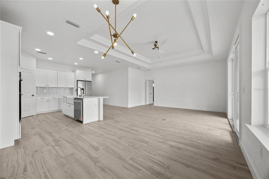 Spacious, unfurnished interior of a new home in , Gainesville (Image 21).