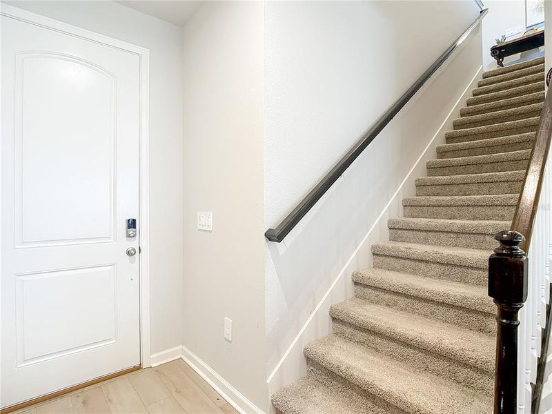 Spacious, unfurnished interior of a new home in , Lutz (Image 22).