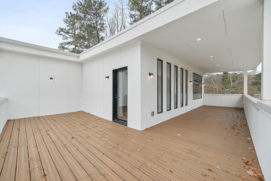 Exterior details and patio area of a home in , Decatur (Image 35).
