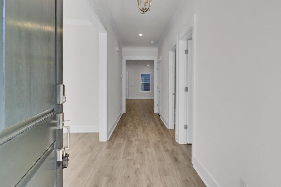 Spacious, unfurnished interior of a new home in Six Oaks, Summerville (Image 22).