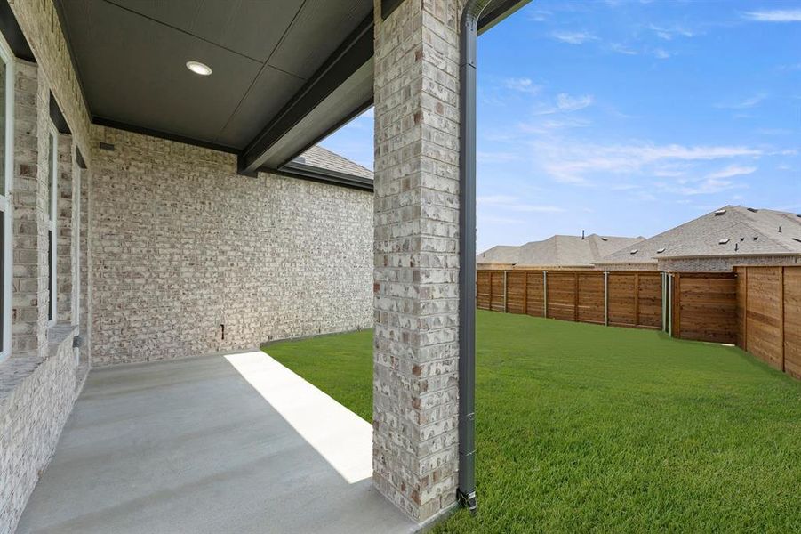 25. 2000 Blossom - Patio 25. 2000 Blossom - Patio