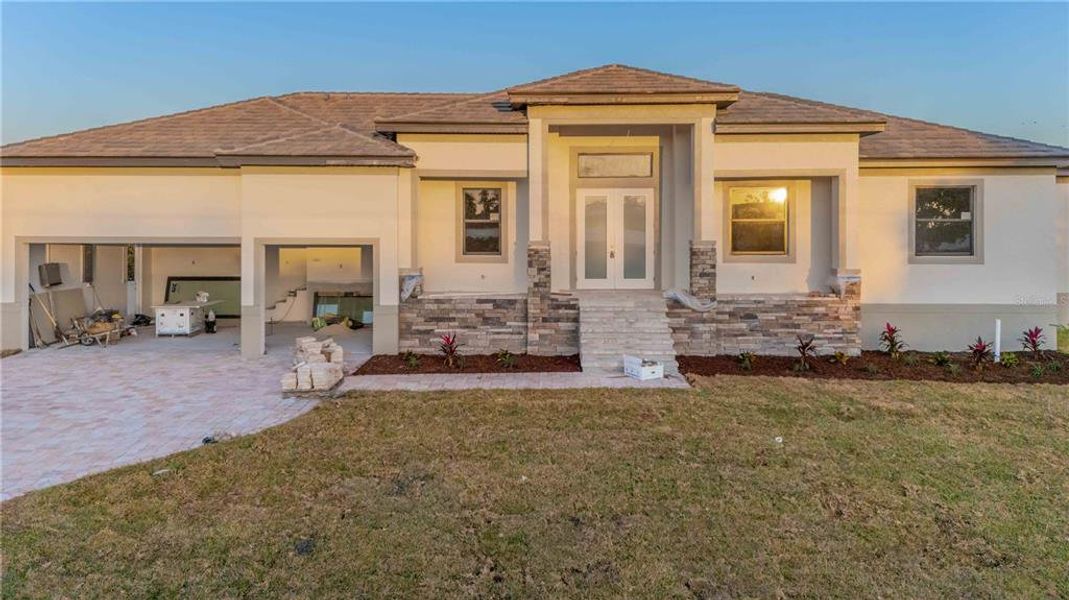 Exterior details and patio area of a home in , Punta Gorda (Image 20).