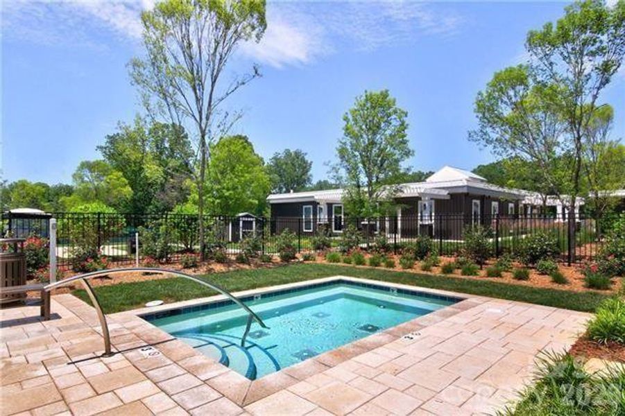 Community amenities in Trilogy® Lake Norman, Denver (Image 40).