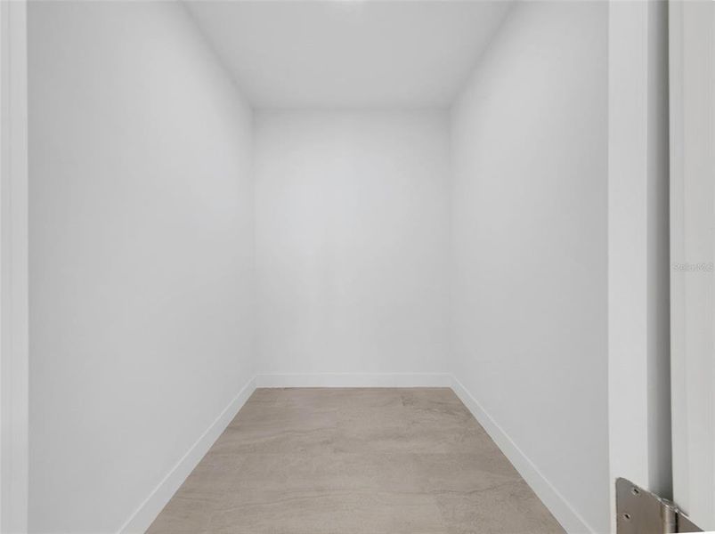 Spacious, unfurnished interior of a new home in , Hudson (Image 47).