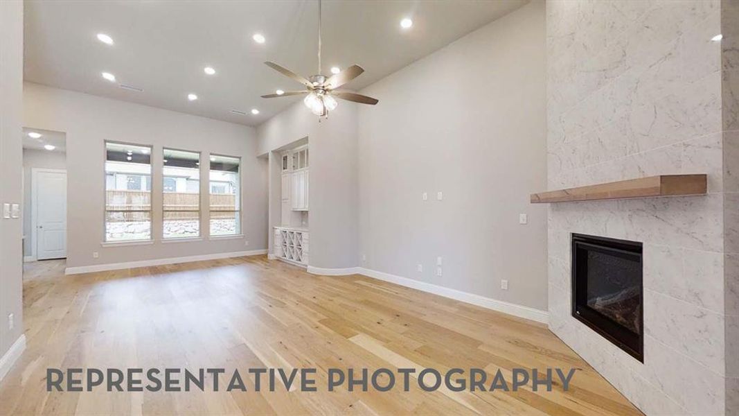 Spacious, unfurnished interior of a new home in Quail Hollow, Rockwall (Image 15). Spacious, unfurnished interior of a new home in Quail Hollow, Rockwall (Image 15).