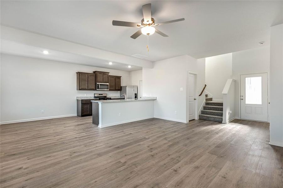 Image 9 of a home in Vista West.