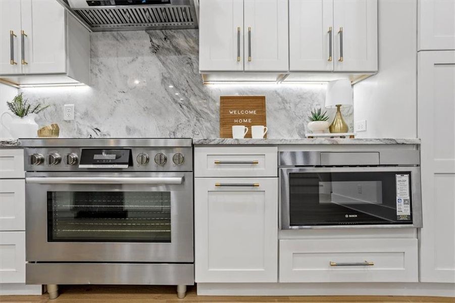 Furnished interior view inside a new home in , Canton (Image 17).