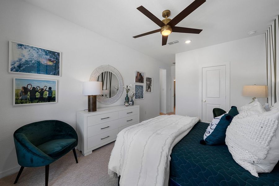 Furnished interior view inside a new home in The Highlands 50', Porter (Image 36).