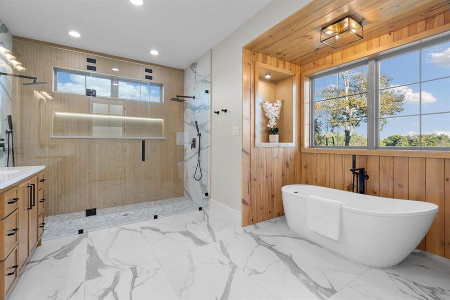 Furnished interior view inside a new home in , Weatherford (Image 8).