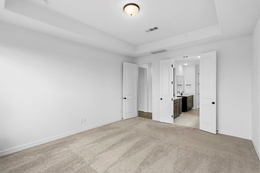 Spacious, unfurnished interior of a new home in Austin Point, Richmond (Image 36).
