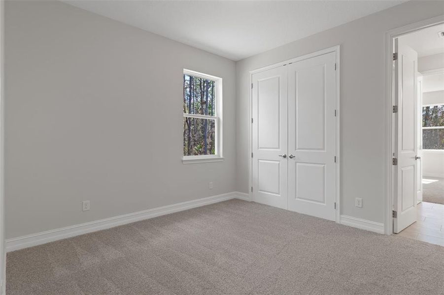 Spacious, unfurnished interior of a new home in Pine Ridge Estates, Beverly Hills (Image 18).