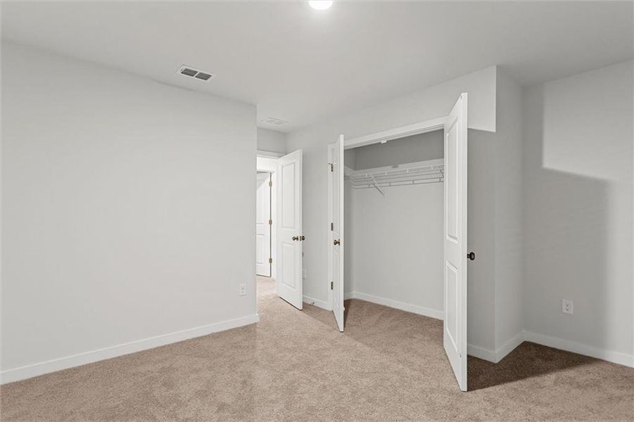 Spacious, unfurnished interior of a new home in , Grayson (Image 42).