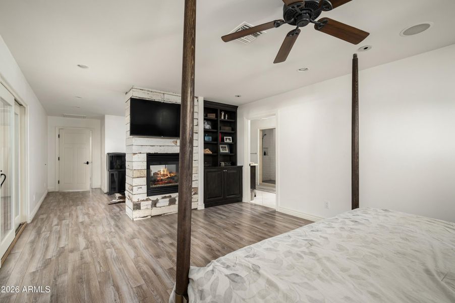 064_Casita Primary Bedroom