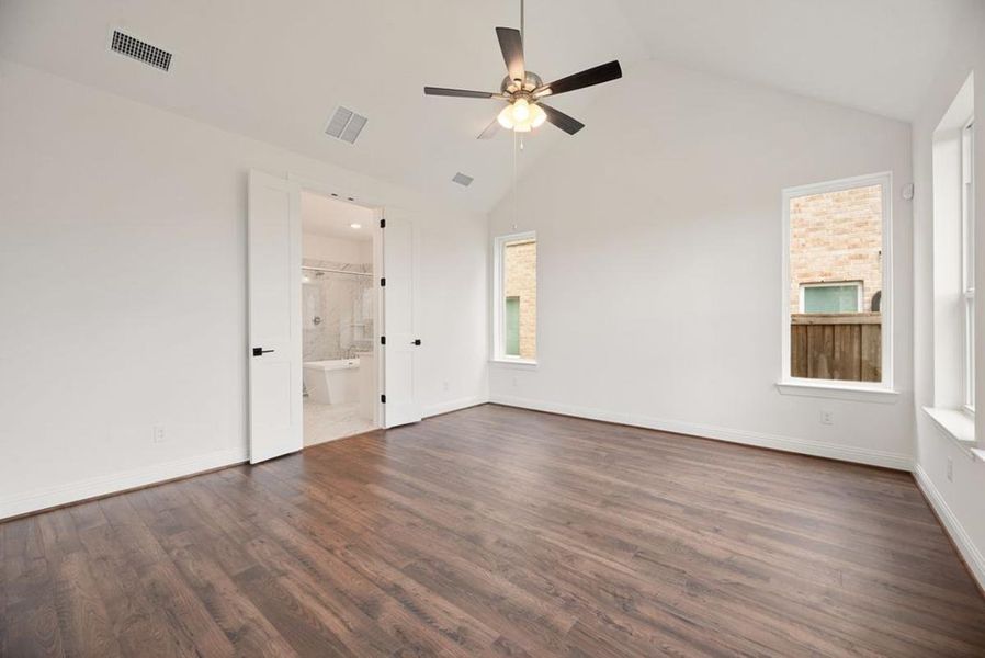 Spacious, unfurnished interior of a new home in Buffalo Ridge, Celina (Image 29). Spacious, unfurnished interior of a new home in Buffalo Ridge, Celina (Image 29).
