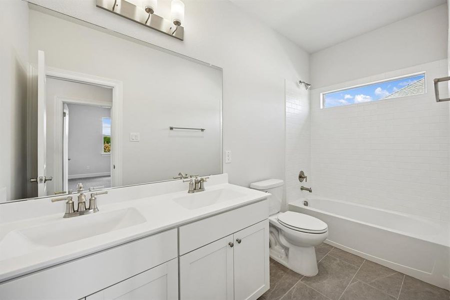 Furnished interior view inside a new home in Lincoln Pointe, Van Alstyne (Image 7). Furnished interior view inside a new home in Lincoln Pointe, Van Alstyne (Image 7).