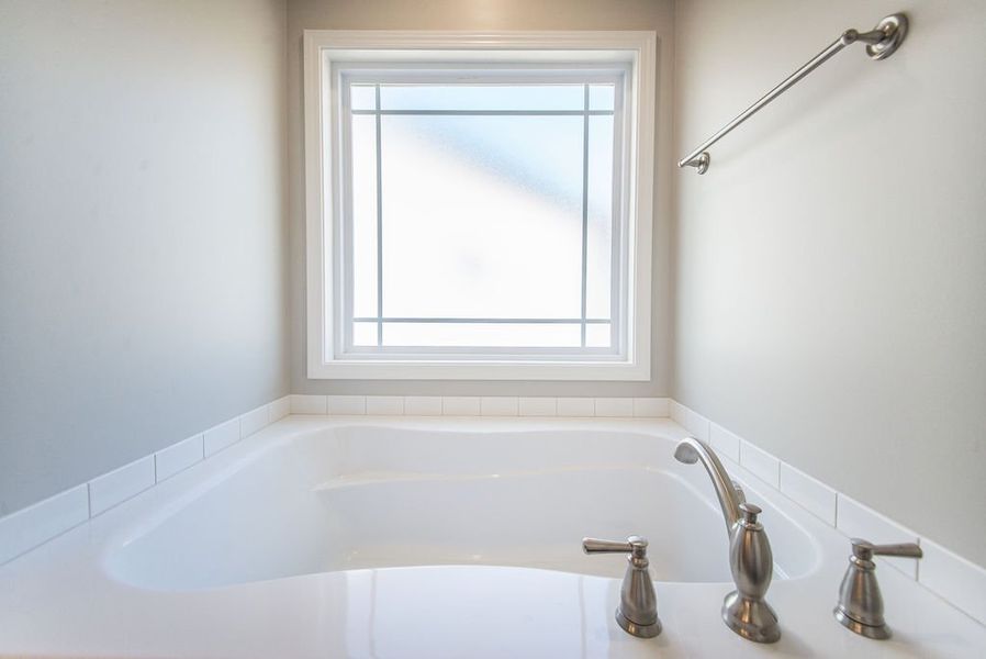 Representative interior finishes for a home built from the Bishop by Enchanted Homes in Arcadia Village, Spartanburg (Image 18).