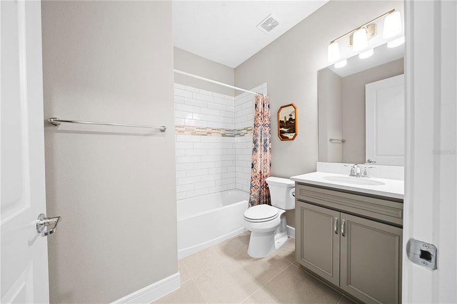 Furnished interior view inside a new home in , Ocala (Image 15).