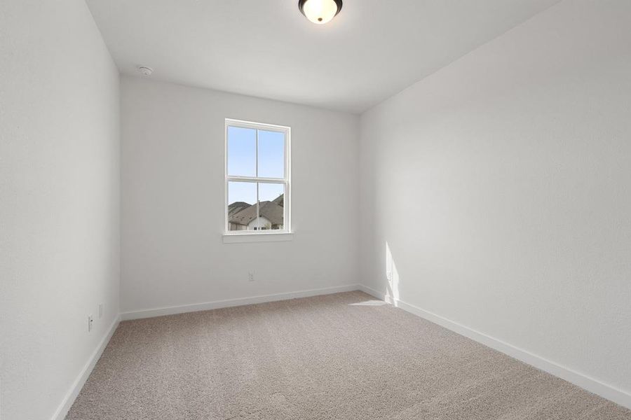 Spacious, unfurnished interior of a new home in Lariat, Liberty Hill (Image 18).