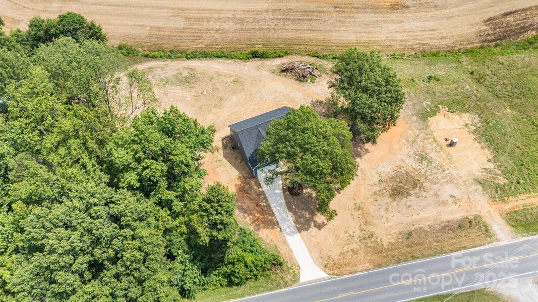 Image 38 of a home in . Image 38 of a home in .