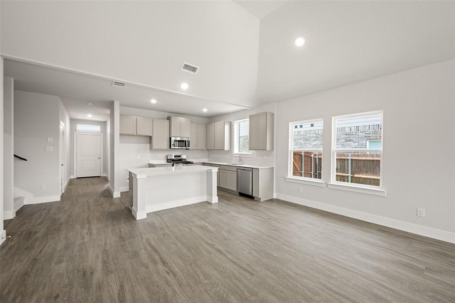 6728 Rockshire- Dining-3