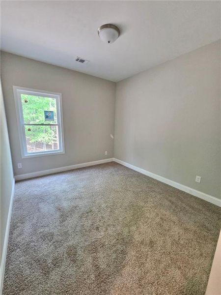 Spacious, unfurnished interior of a new home in , Waleska (Image 12).