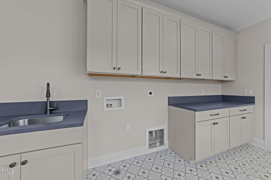 86-web-or-mls-3D5A8393