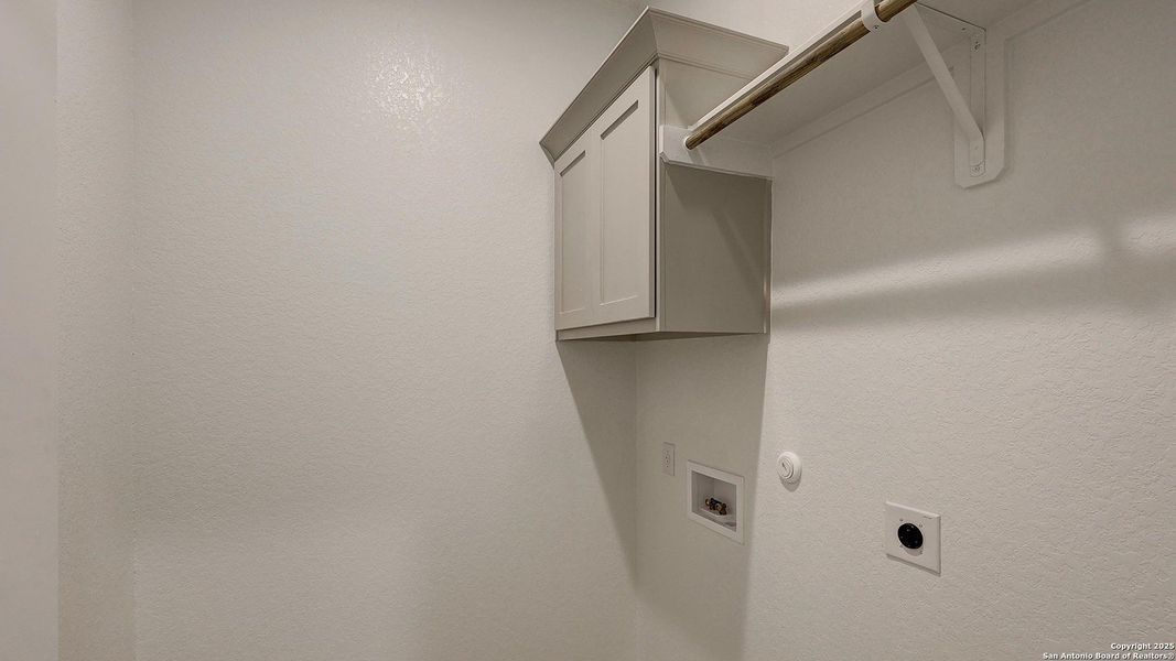 Image 28 of a home in Esperanza 80'. Image 28 of a home in Esperanza 80'.