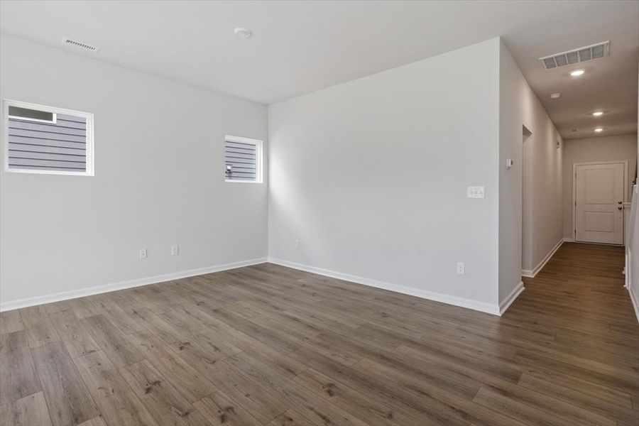 Spacious, unfurnished interior of a new home in Sweetbrier, Durham (Image 17).