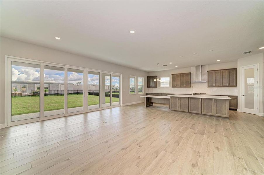 Spacious, unfurnished interior of a new home in North River Ranch, Parrish (Image 25).