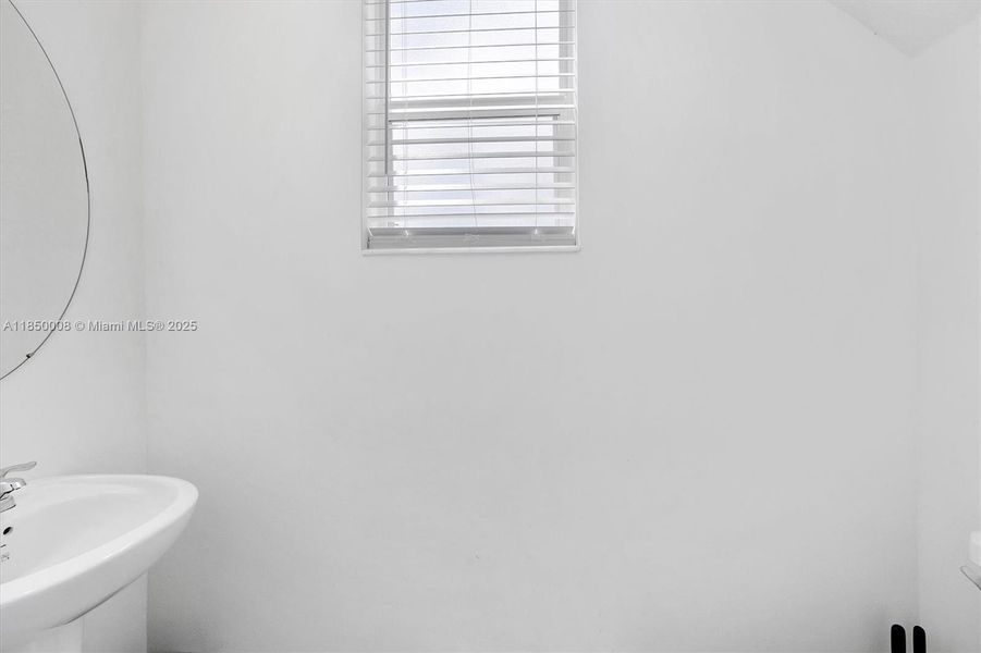 Furnished interior view inside a new home in , Homestead (Image 26).