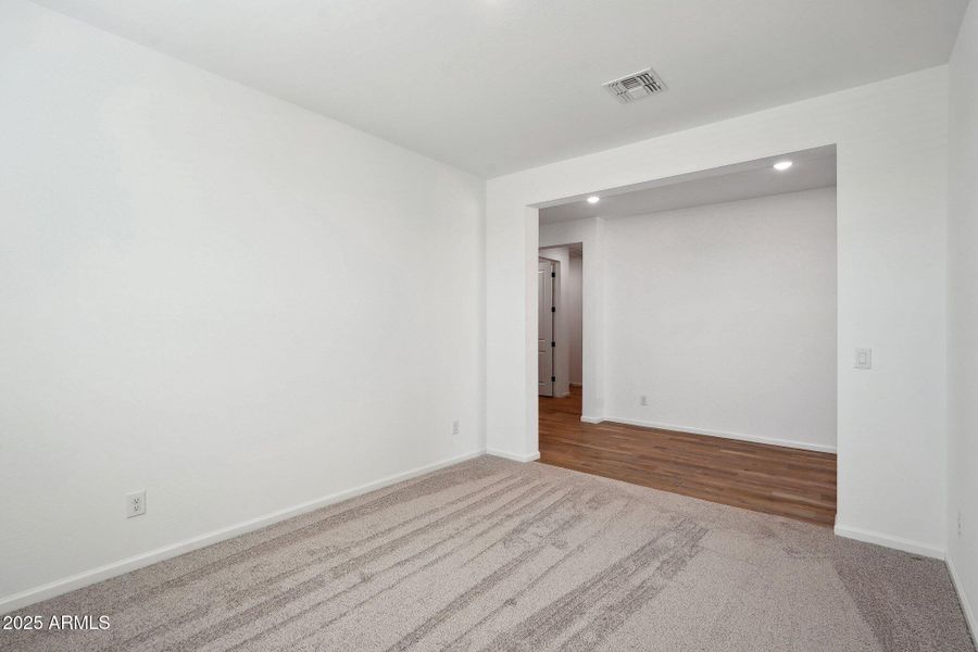 27-web-or-mls-W Cheryl Dr-1405-027