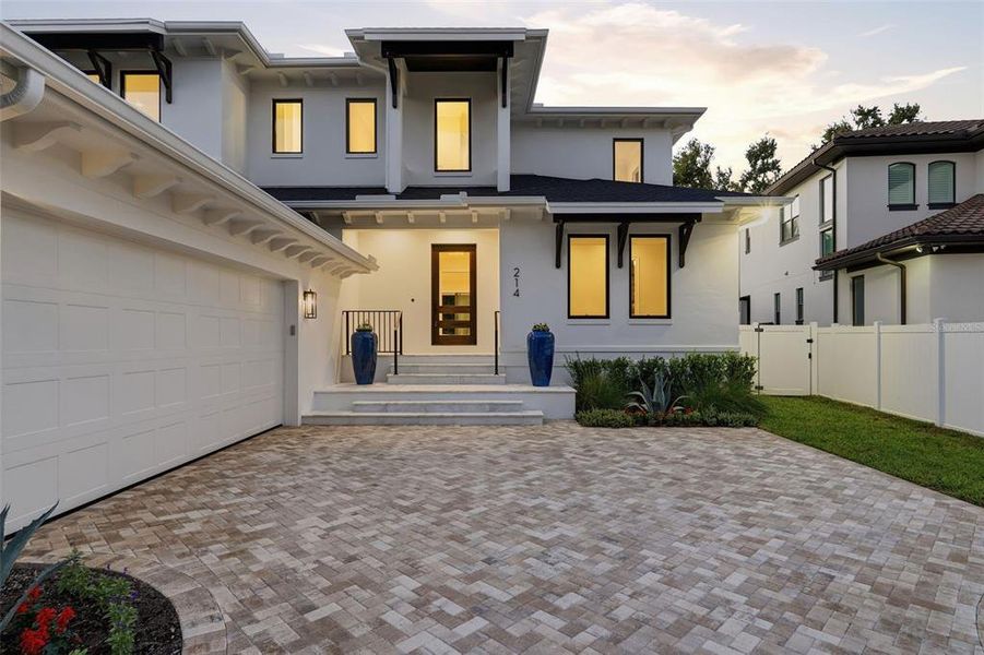 Exterior details and patio area of a home in , St. Petersburg (Image 45). Exterior details and patio area of a home in , St. Petersburg (Image 45).