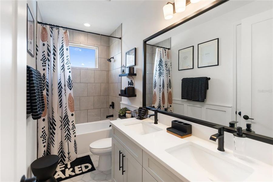 Furnished interior view inside a new home in , Bradenton (Image 16).