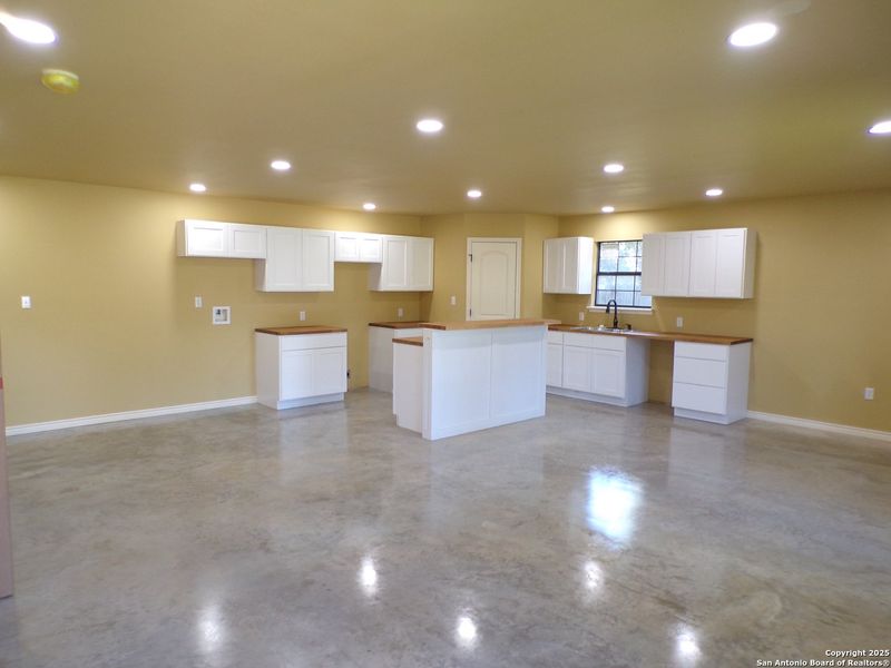 Spacious, unfurnished interior of a new home in , Uvalde (Image 7). Spacious, unfurnished interior of a new home in , Uvalde (Image 7).