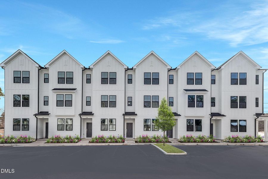 SUN_ElmGrove_Pic_Jackson_QMI_17_Front_1o