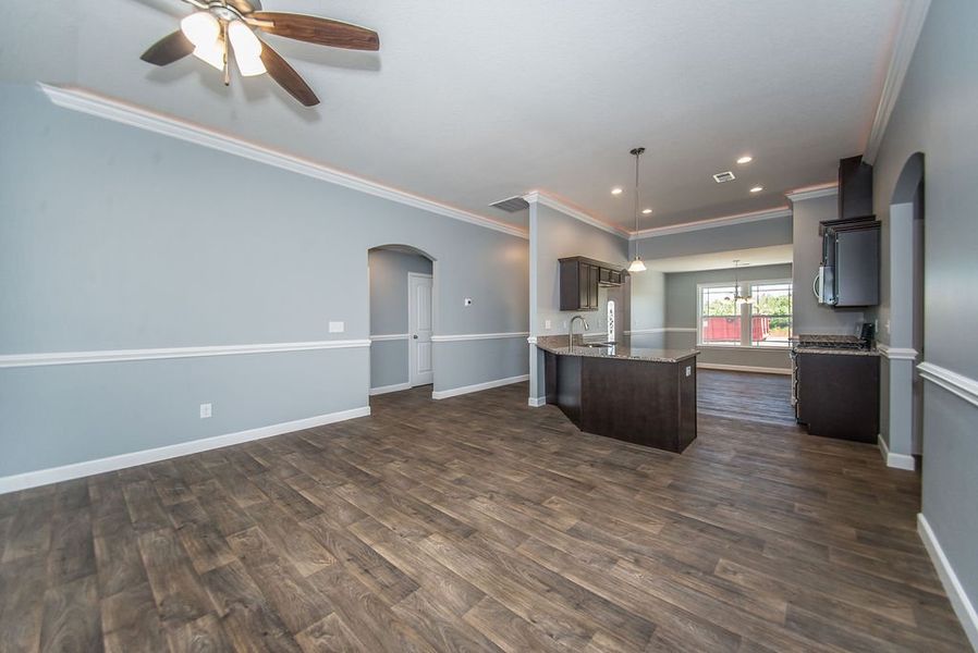 Representative unfurnished interior of a home built from the Jackson by Enchanted Homes in Ballentine Ridge, Lyman (Image 21).