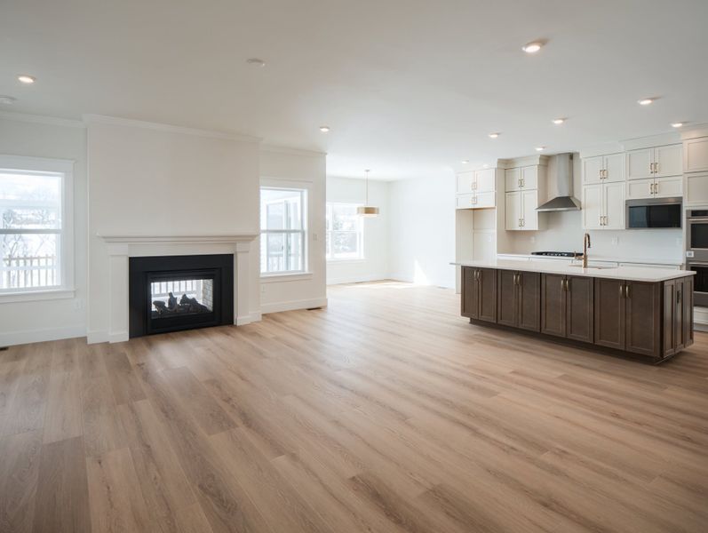 Representative unfurnished interior of a home built from the Woodford by Keystone Custom Homes in Lakestone Cove, Belmont (Image 8).
