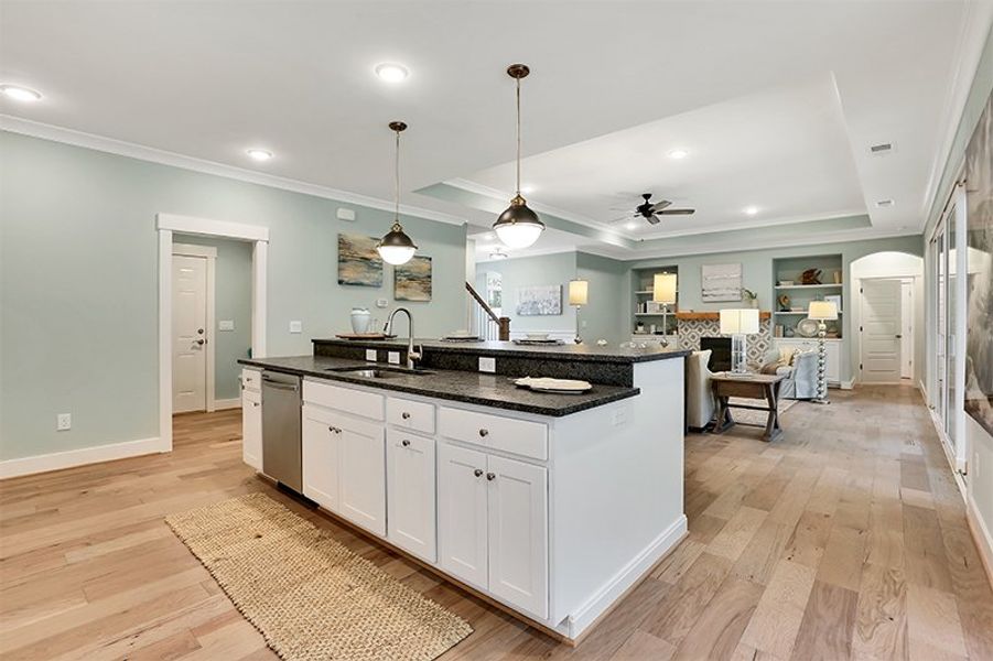 Cooper's Bay, Kitchen