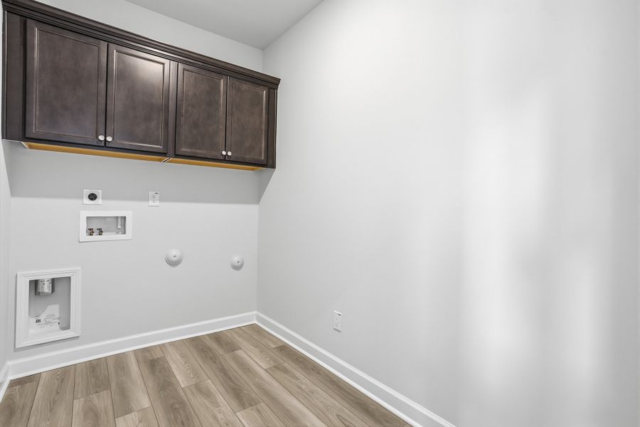 Spacious, unfurnished interior of a new home in Ovation at Sweetbrier, Durham (Image 24).