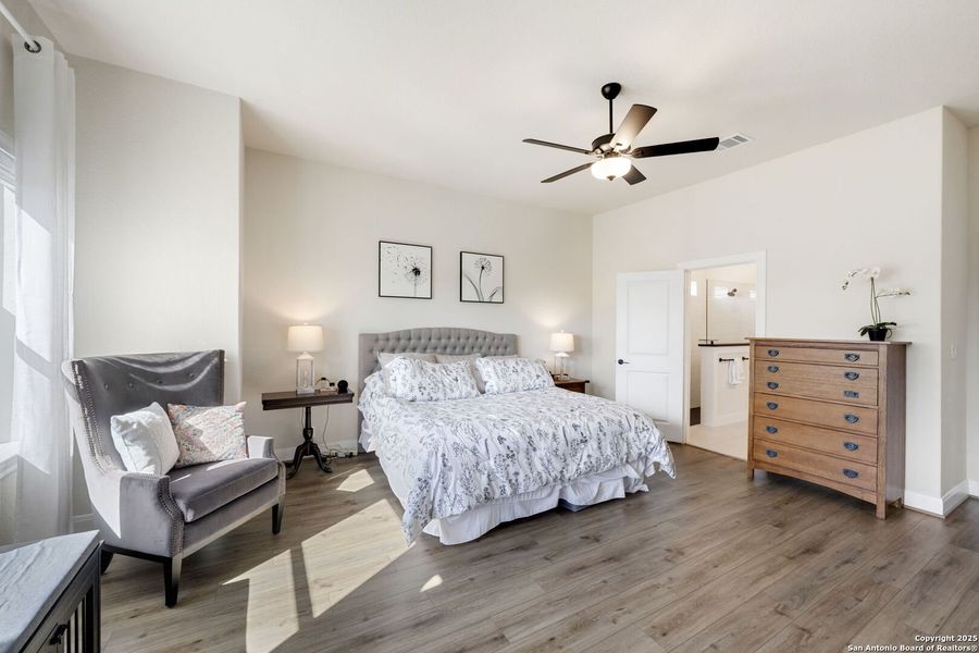 Furnished interior view inside a new home in Meyer Ranch – Legacy Series, New Braunfels (Image 18).