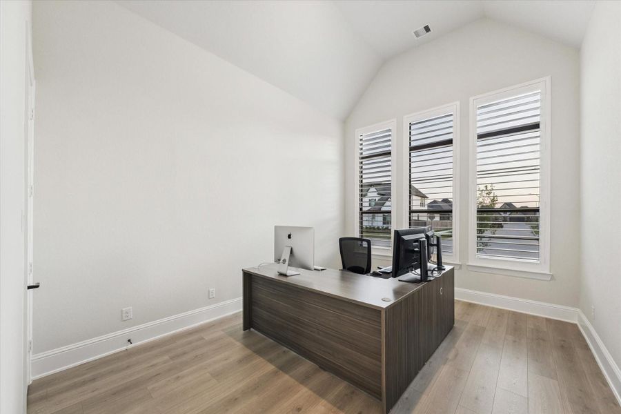 Furnished interior view inside a new home in , Fulshear (Image 31).