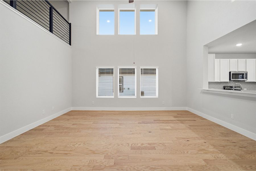 Spacious, unfurnished interior of a new home in Hunters Glen, Jarrell (Image 26).