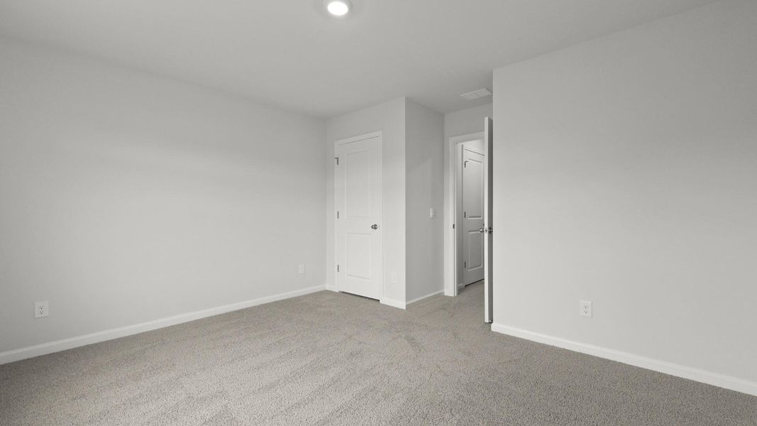 Spacious, unfurnished interior of a new home in Hillcrest, Ravenel (Image 27).
