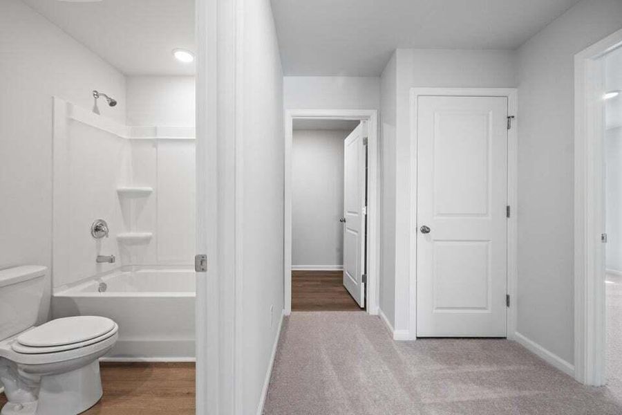 Spacious, unfurnished interior of a new home in Nexton, Summerville (Image 7).