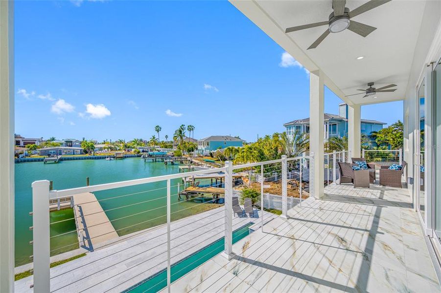 Exterior details and patio area of a home in , Treasure Island (Image 28).