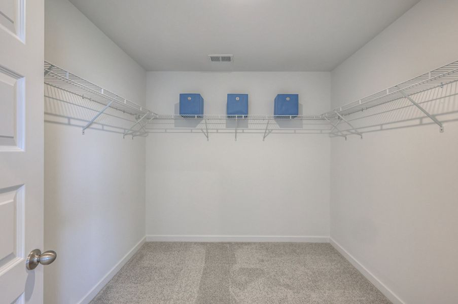 *Photo of actual home as a Model Home. Home will come unfurnished/undecorated. *Photo of actual home as a Model Home. Home will come unfurnished/undecorated.
