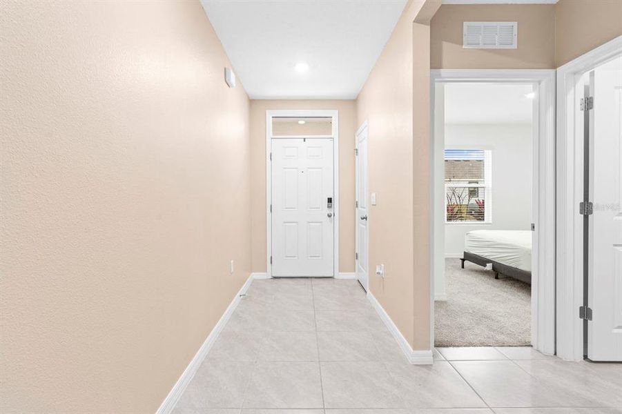 Spacious, unfurnished interior of a new home in Farm at Varrea, Plant City (Image 21). Spacious, unfurnished interior of a new home in Farm at Varrea, Plant City (Image 21).